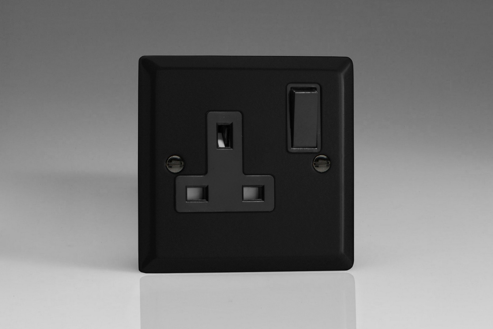 Varilight Urban Matt Black 1 Gang 13a Double Pole Switched Socket Switch Socket And Supplies 0648